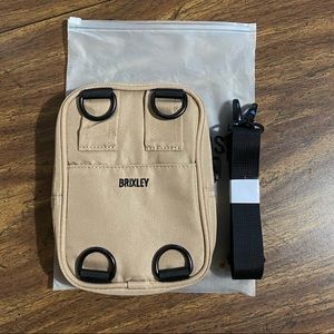 Brixley Versatile Crossbody Sling - Desert Beige